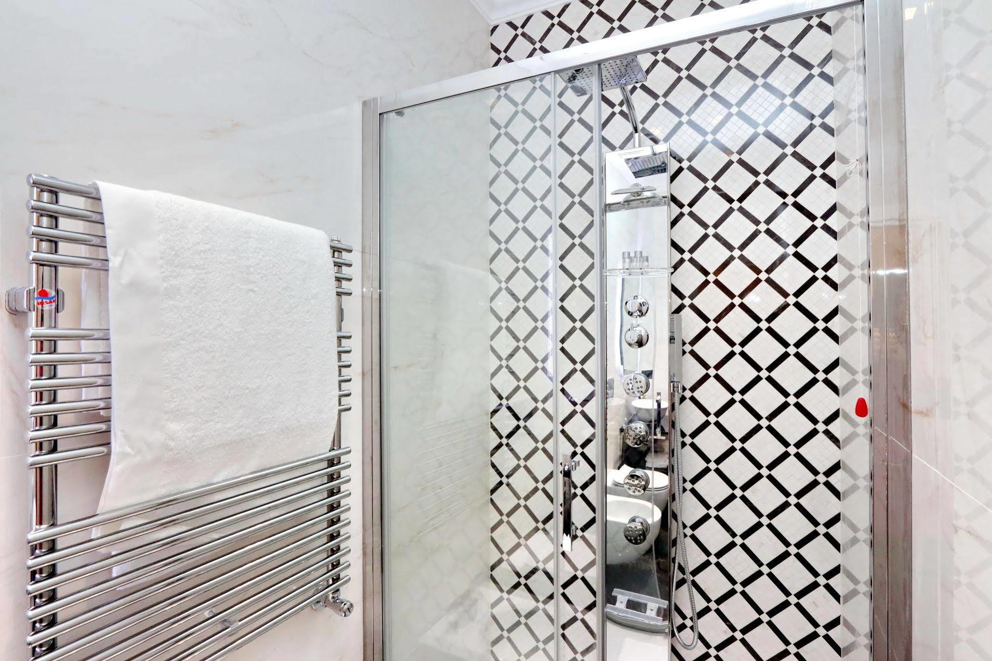 Bq House Colosseum Luxury Bed and breakfast