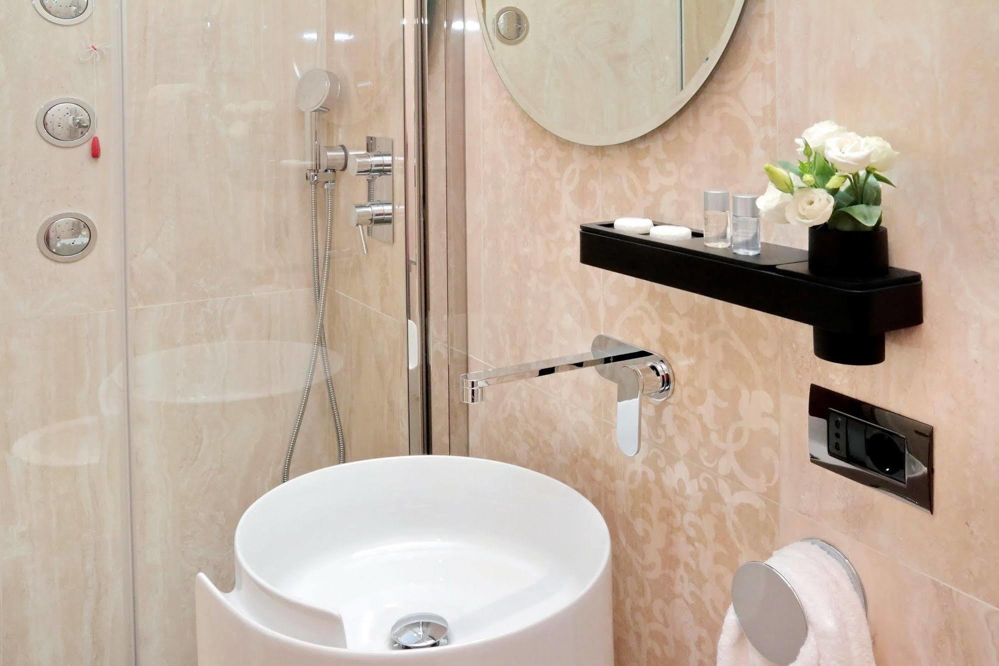 Bed and breakfast Bq House Colosseum Luxury Roma